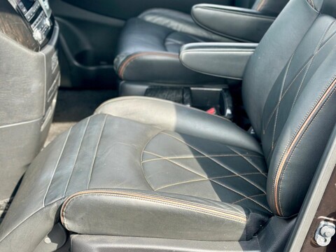 Nissan Elgrand HIGHWAY STAR 3.5 V6 9