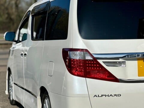 Toyota Alphard +RARE 4WD+GRADE 4B+8 SEATER+WAXOIL+ 9