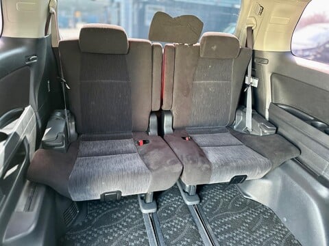 Toyota Alphard +RARE 4WD+GRADE 4B+8 SEATER+WAXOIL+ 17