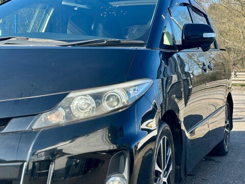 Toyota Estima 29