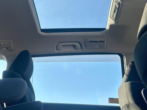 Toyota Estima 37
