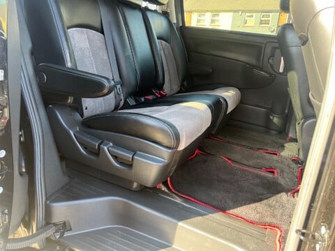 Nissan Elgrand AUTECH RIDER GRADE4+8 SEATER+CARVX+WAX 19