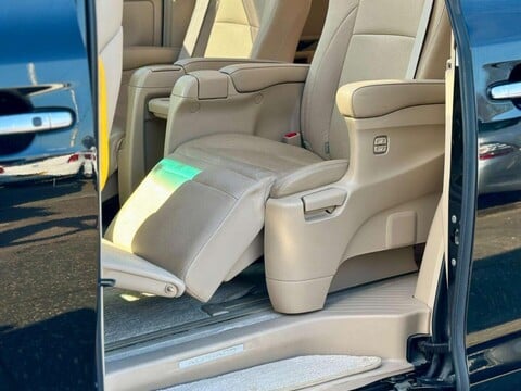 Toyota Alphard Toyota Alphard L Package V6 16