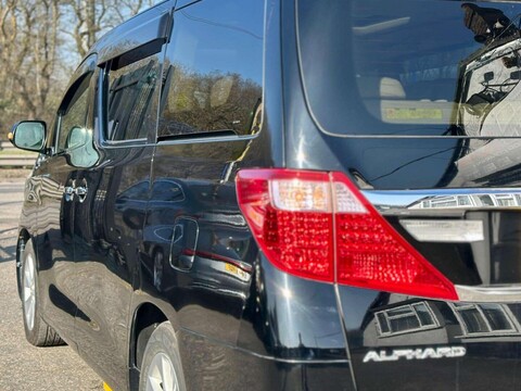 Toyota Alphard Toyota Alphard L Package V6 35