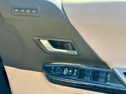 Toyota Alphard Toyota Alphard L Package V6 57