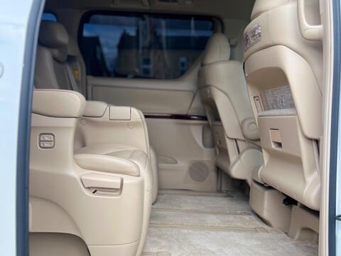 Toyota Alphard +350L PACKAGE+V6+TWIN SUNROOFS+LUXURY+ 21