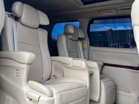 Toyota Alphard +350L PACKAGE+V6+TWIN SUNROOFS+LUXURY+ 6