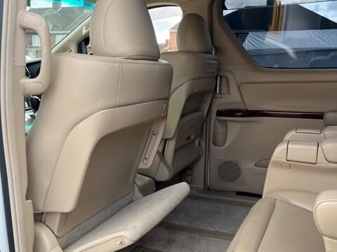 Toyota Alphard +350L PACKAGE+V6+TWIN SUNROOFS+LUXURY+ 22