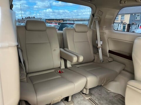 Toyota Alphard +350L PACKAGE+V6+TWIN SUNROOFS+LUXURY+ 32