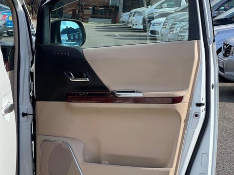 Toyota Alphard +350L PACKAGE+V6+TWIN SUNROOFS+LUXURY+ 50