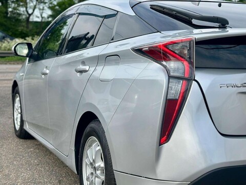 Toyota Prius 1.8 PCO BADGE 31
