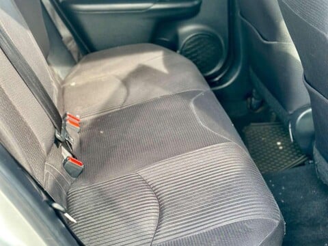 Toyota Prius 1.8 PCO BADGE 37