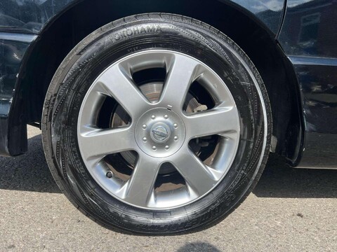 Nissan Elgrand 3.5+HIGHWAY STAR+GRADE 4+WARRANTED MILES 38