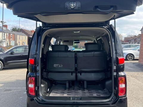 Nissan Elgrand 3.5+HIGHWAY STAR+GRADE 4+WARRANTED MILES 39