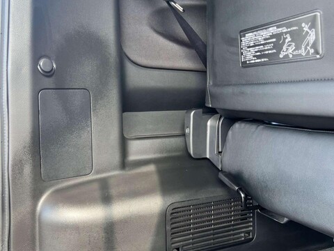 Nissan Elgrand 3.5+HIGHWAY STAR+GRADE 4+WARRANTED MILES 49