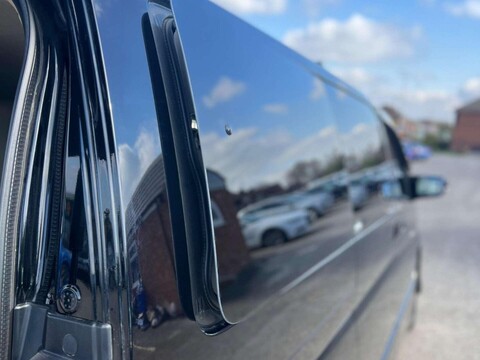 Nissan Elgrand 3.5+HIGHWAY STAR+GRADE 4+WARRANTED MILES 52