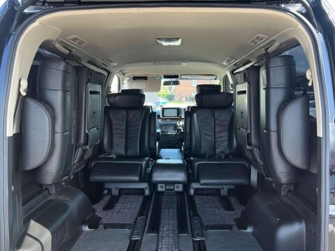 Nissan Elgrand 3.5+HIGHWAY STAR+GRADE 4+WARRANTED MILES 53