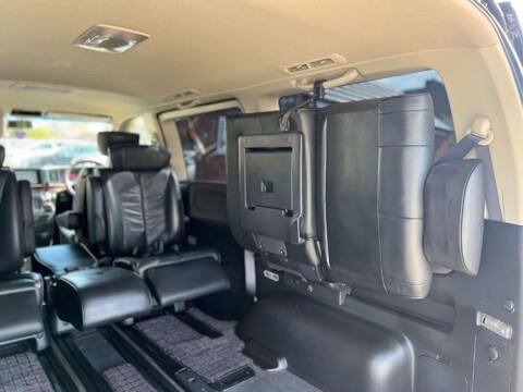 Nissan Elgrand 3.5+HIGHWAY STAR+GRADE 4+WARRANTED MILES 67