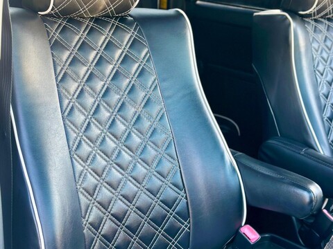 Toyota Vellfire +RARE+GRADE 4+BODY KIT+STUNNING+ 9
