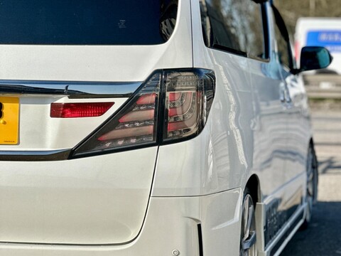 Toyota Vellfire +RARE+GRADE 4+BODY KIT+STUNNING+ 36