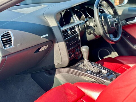 Audi S5 4.2 V8 Tiptronic quattro Euro 4 2dr 11