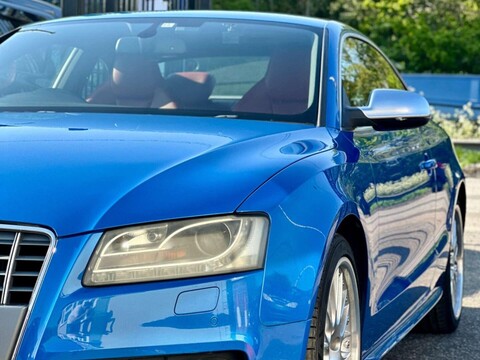 Audi S5 4.2 V8 Tiptronic quattro Euro 4 2dr 25