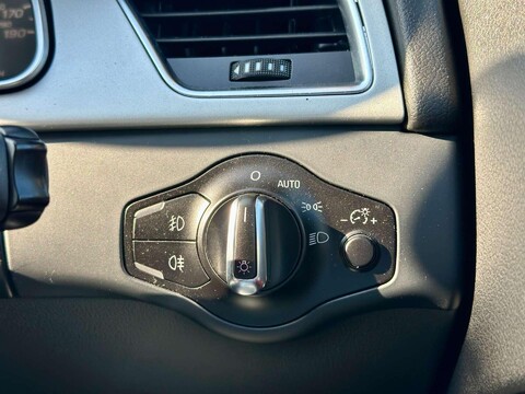 Audi S5 4.2 V8 Tiptronic quattro Euro 4 2dr 40