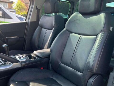 Peugeot 3008 1.6 3008 Allure e-HDi Semi-Auto 5dr 14