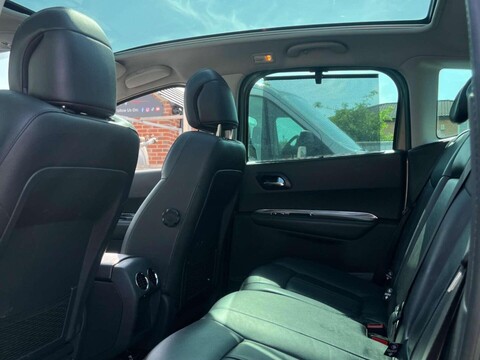 Peugeot 3008 1.6 3008 Allure e-HDi Semi-Auto 5dr 17