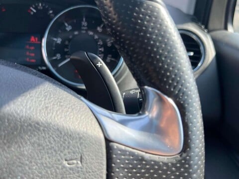 Peugeot 3008 1.6 3008 Allure e-HDi Semi-Auto 5dr 41