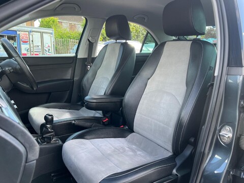SEAT Toledo 1.6 Toledo I-Tech TDI Ecomotive 5dr 17