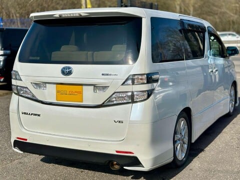 Toyota Vellfire 11