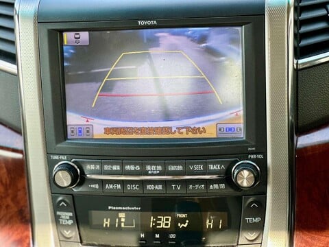 Toyota Vellfire 42
