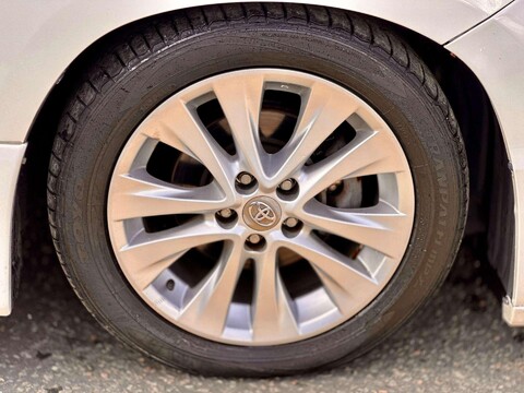 Toyota Vellfire 53