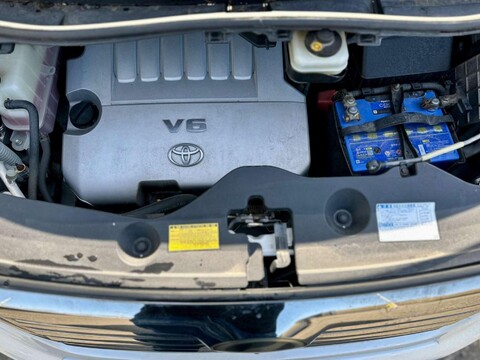 Toyota Vellfire 57