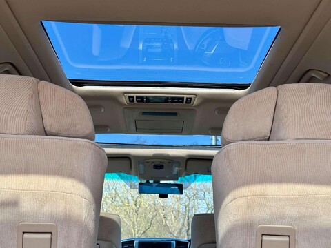 Toyota Vellfire 3.5 V6 Luxury Twin Sunroof 46