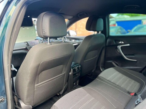 Vauxhall Insignia 2.0 Insignia SRI Nav VX-Line S/S 5dr 31