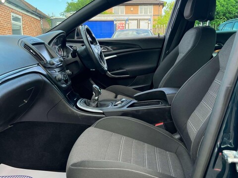 Vauxhall Insignia 2.0 Insignia SRI Nav VX-Line S/S 5dr 35