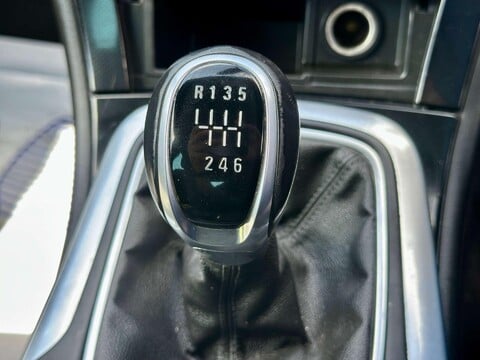 Vauxhall Insignia 2.0 Insignia SRI Nav VX-Line S/S 5dr 16