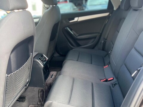 Audi A4 2.0 TFSI Executive SE S Tronic quattro 25