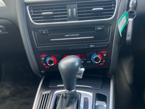 Audi A4 2.0 TFSI Executive SE S Tronic quattro 39