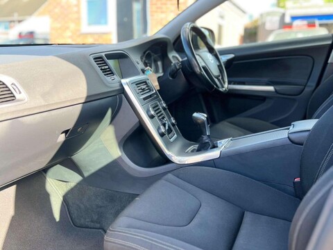 Volvo V60 2.0 D4 Business Edition Euro 6 (s/s) 5dr 19