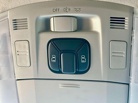 Toyota Alphard 3.5 V6 8SEATER 29