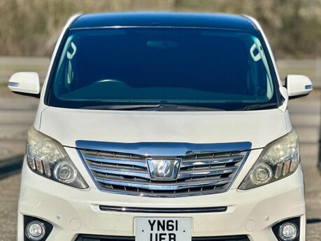 Toyota Alphard 3.5 V6 8SEATER 1