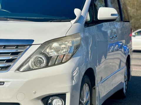 Toyota Alphard 3.5 V6 8SEATER 8