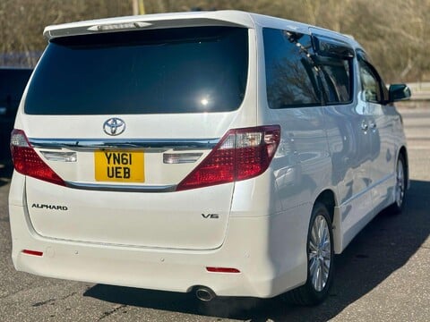 Toyota Alphard 3.5 V6 8SEATER 11