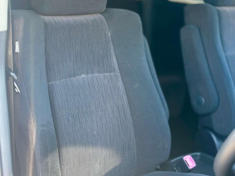 Toyota Alphard 3.5 V6 8SEATER 15