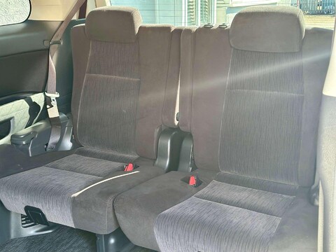Toyota Alphard 3.5 V6 8SEATER 17