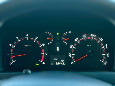 Toyota Alphard 3.5 V6 8SEATER 46