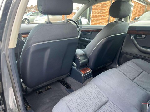 Audi A4 2.0 SE 4dr 21